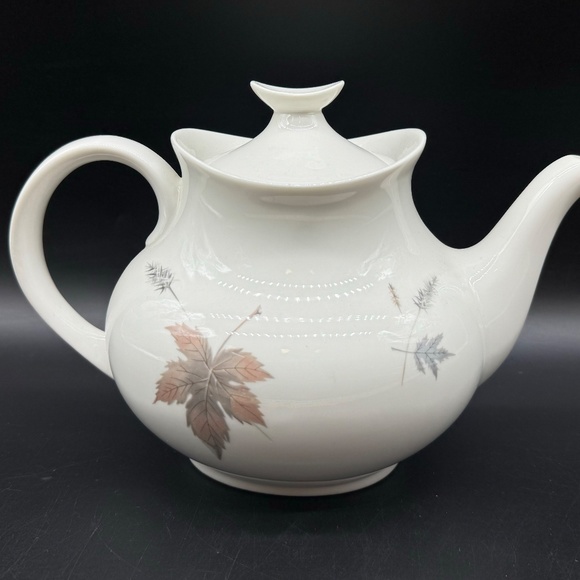 Royal Doulton Tumbling Leaves Teapot Translucent China England - Picture 3 of 6